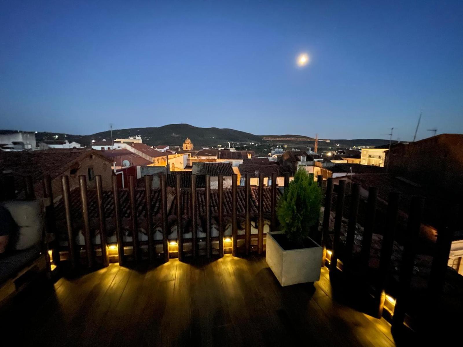 Skyline Plasencia Exterior photo